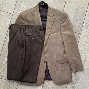 Jos A Banks, 38R, suit separates